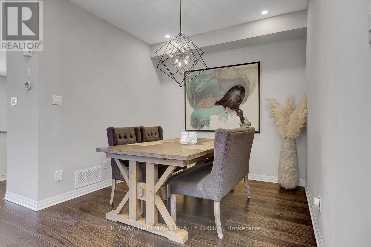 317 LYSANDER PLACE - 9