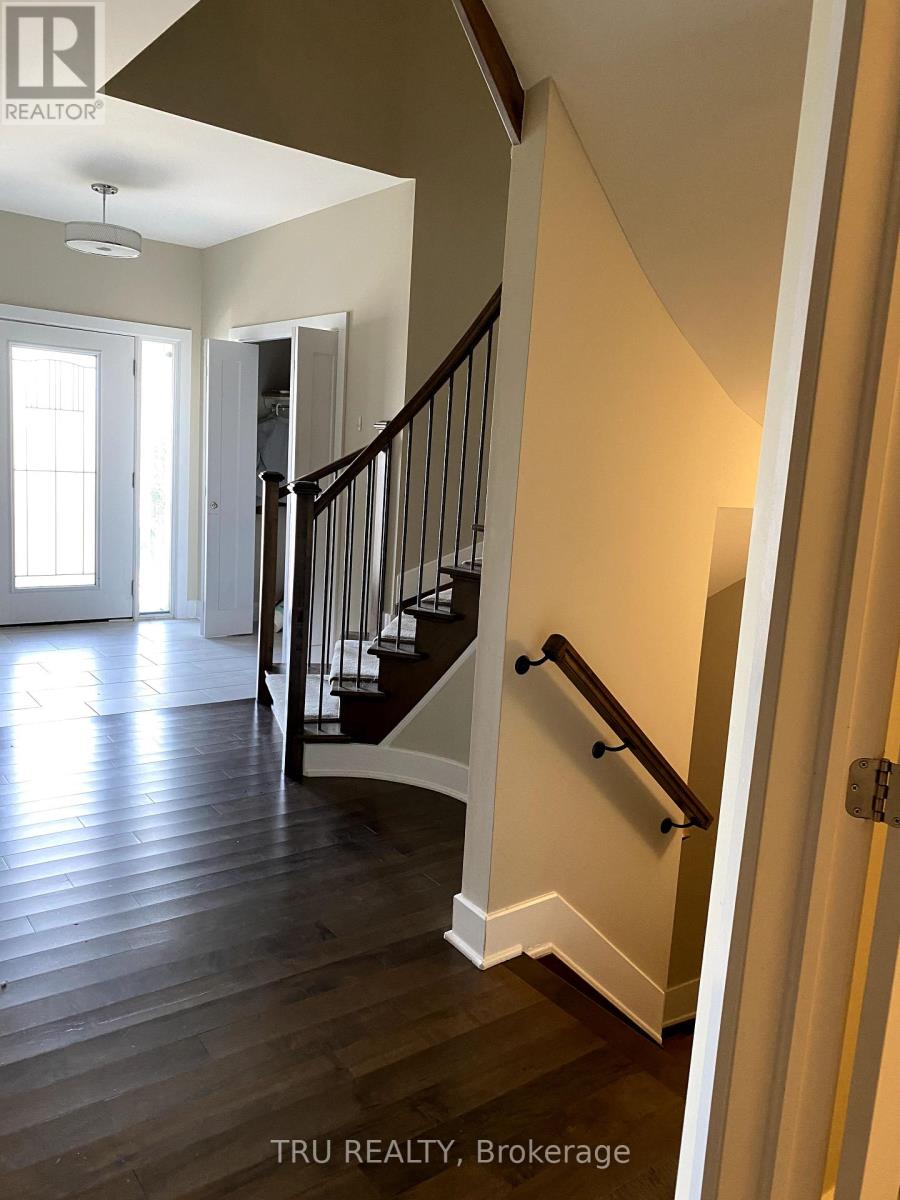 4 Bed, 4 Bath House for Rent in Ottawa – 2083 HELENE CAMPBELL ROAD, Ottawa – MLS# X13543226 - Image 13