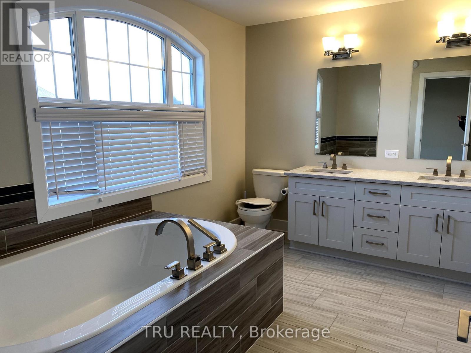 4 Bed, 4 Bath House for Rent in Ottawa – 2083 HELENE CAMPBELL ROAD, Ottawa – MLS# X13543226 - Image 23