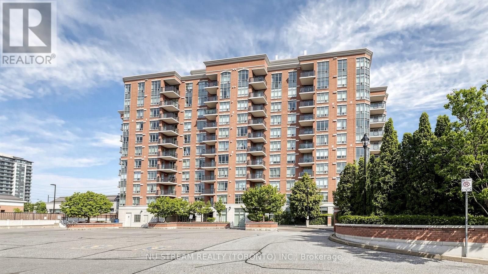 #106 130 POND DRIVE - 2