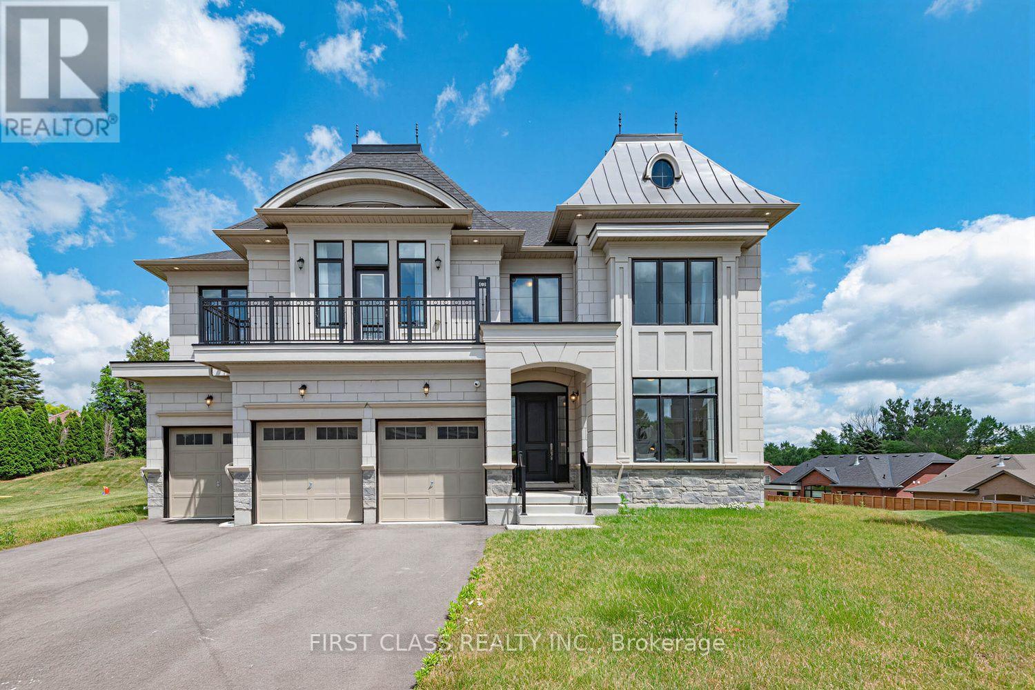 15 KENNETH CAMPBELL COURT - 2