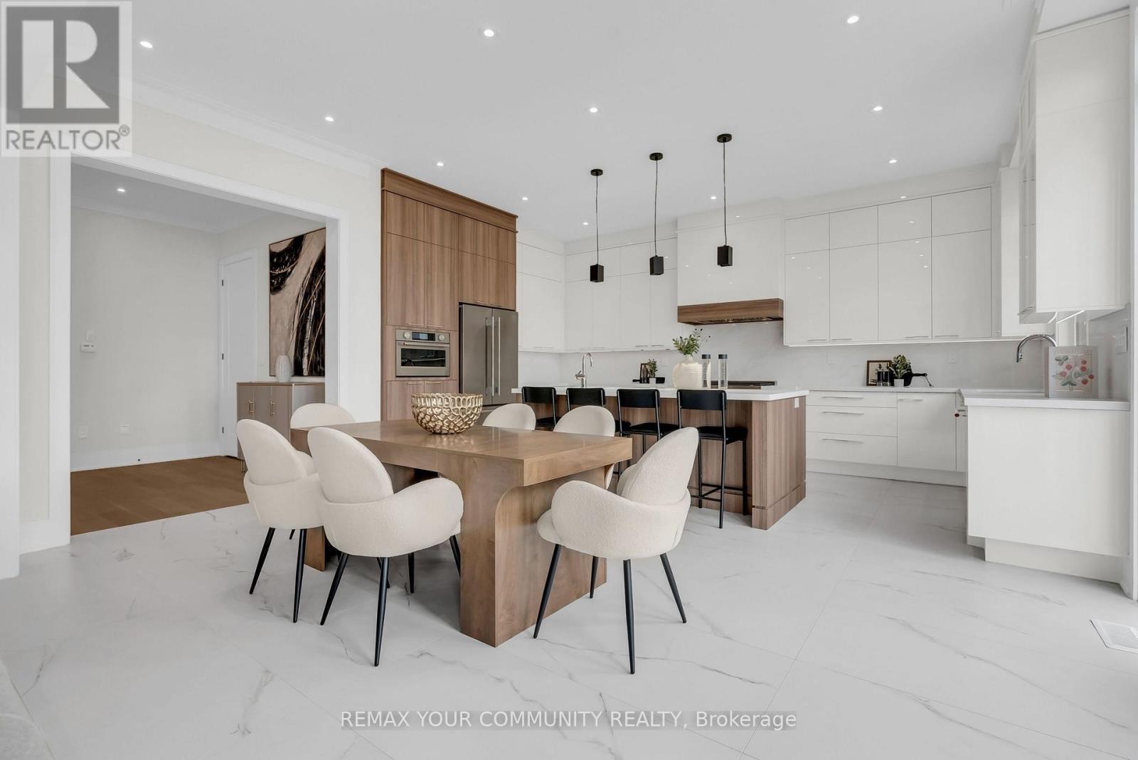 23 MENOTTI DRIVE - 26