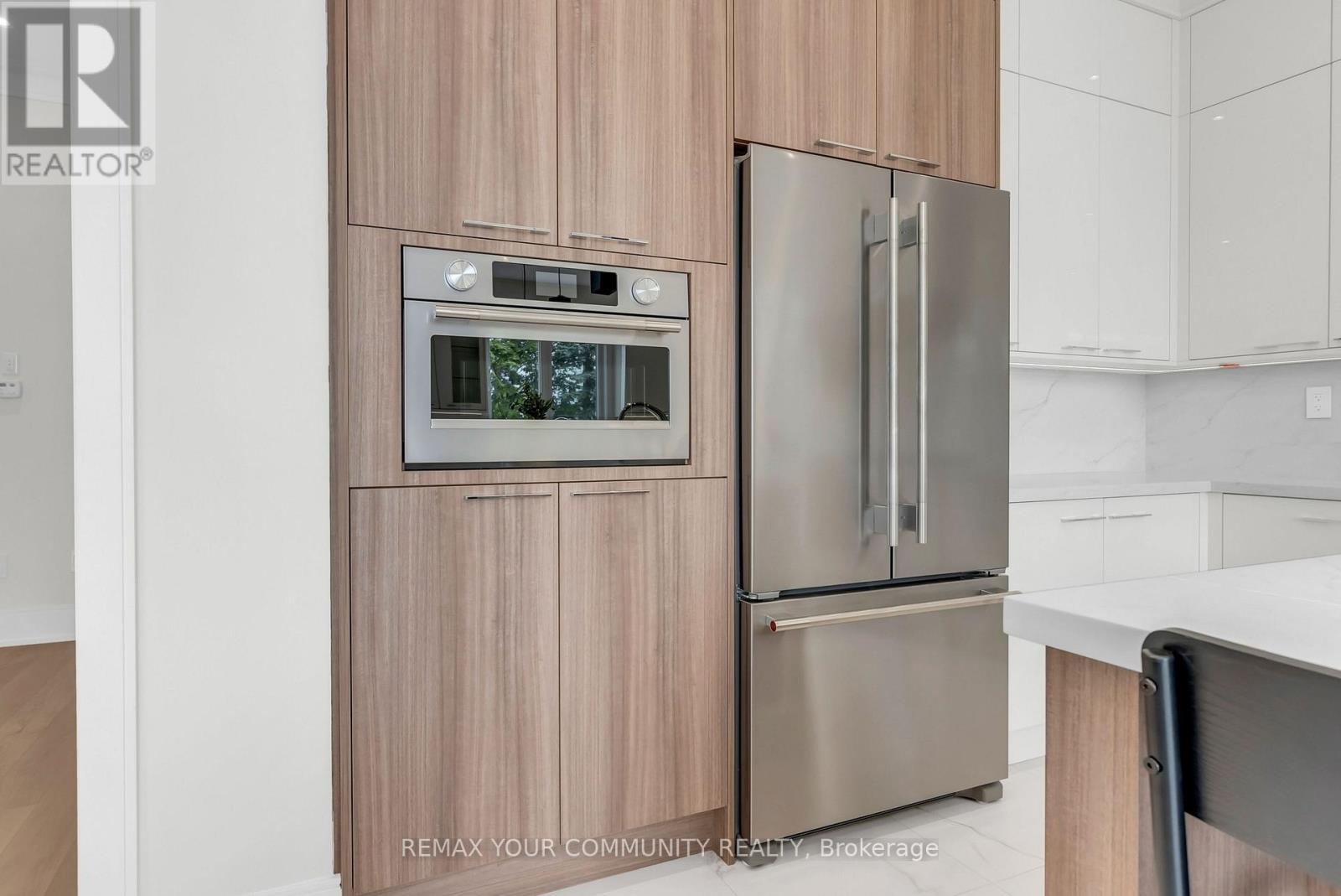 23 MENOTTI DRIVE - 33