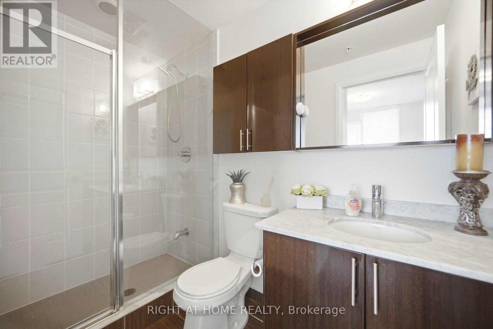 #612 85 NORTH PARK ROAD - 26
