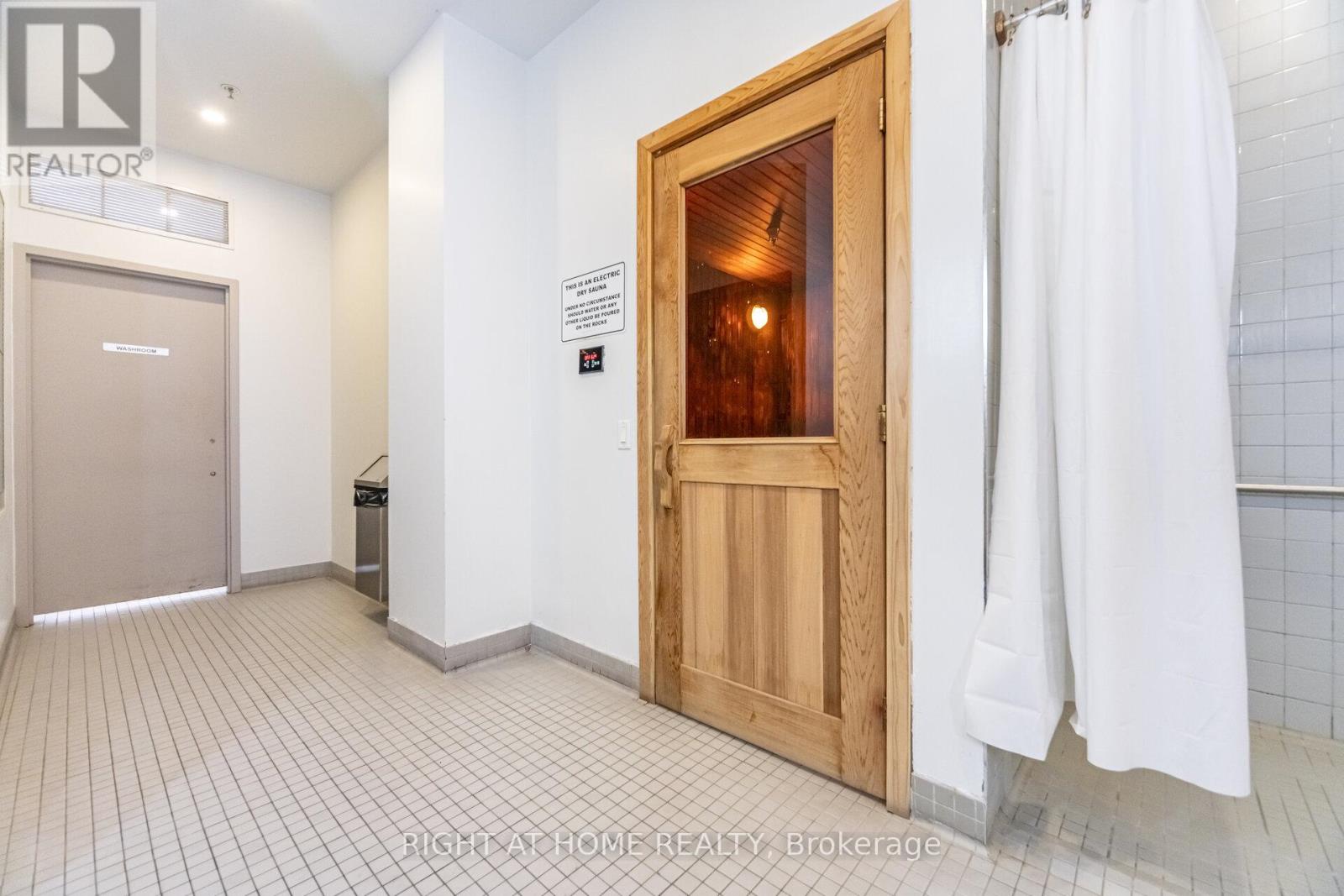 #612 85 NORTH PARK ROAD - 34