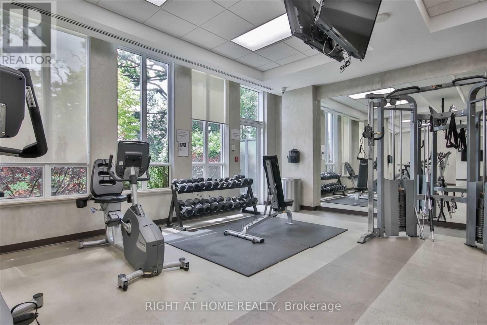 #612 85 NORTH PARK ROAD - 47