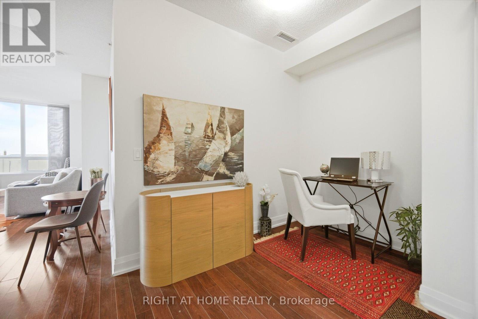 #612 85 NORTH PARK ROAD - 9