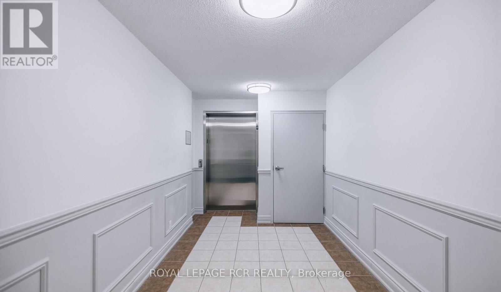 #307 32 CHURCH STREET - Image 23
