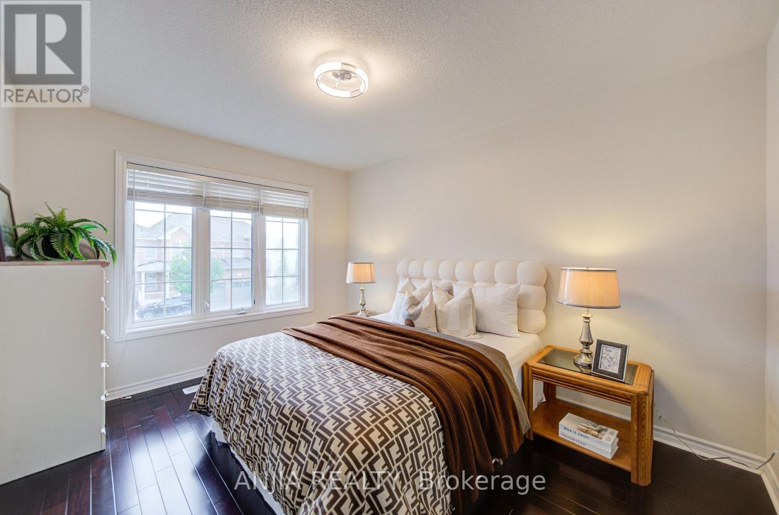 92 CAROLINA ROSE CRESCENT - 40