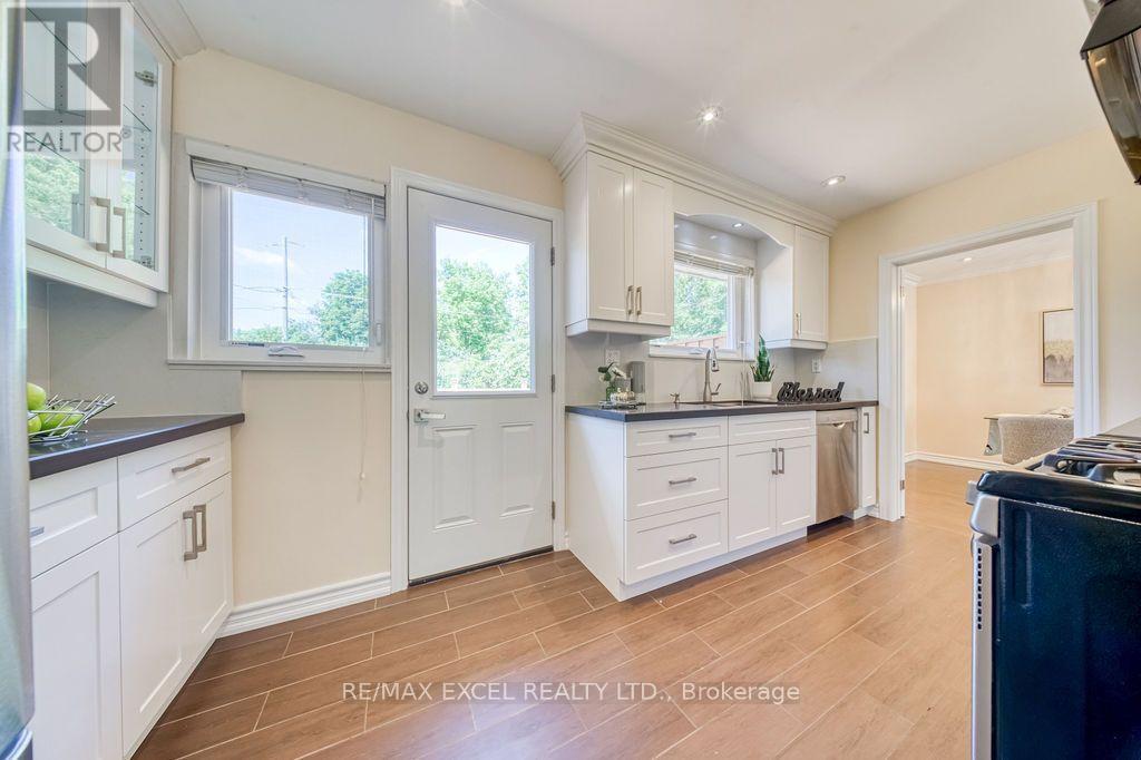 120 DRAKEFIELD ROAD - Image 12