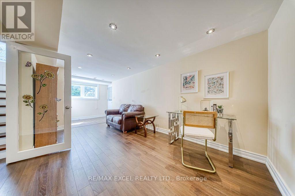 120 DRAKEFIELD ROAD - Image 23