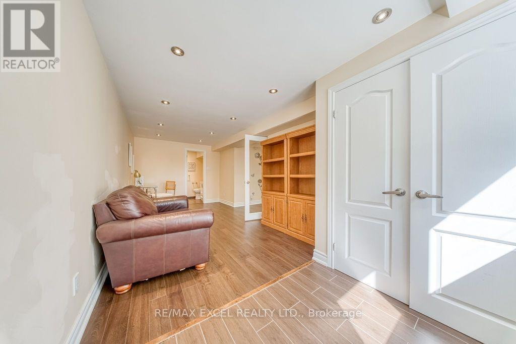 120 DRAKEFIELD ROAD - Image 24