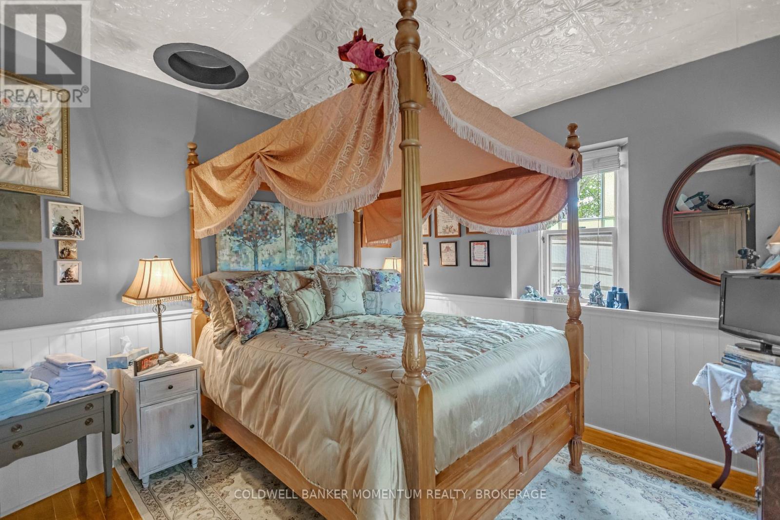 2376 EAST QUARTER LINE ROAD - 34