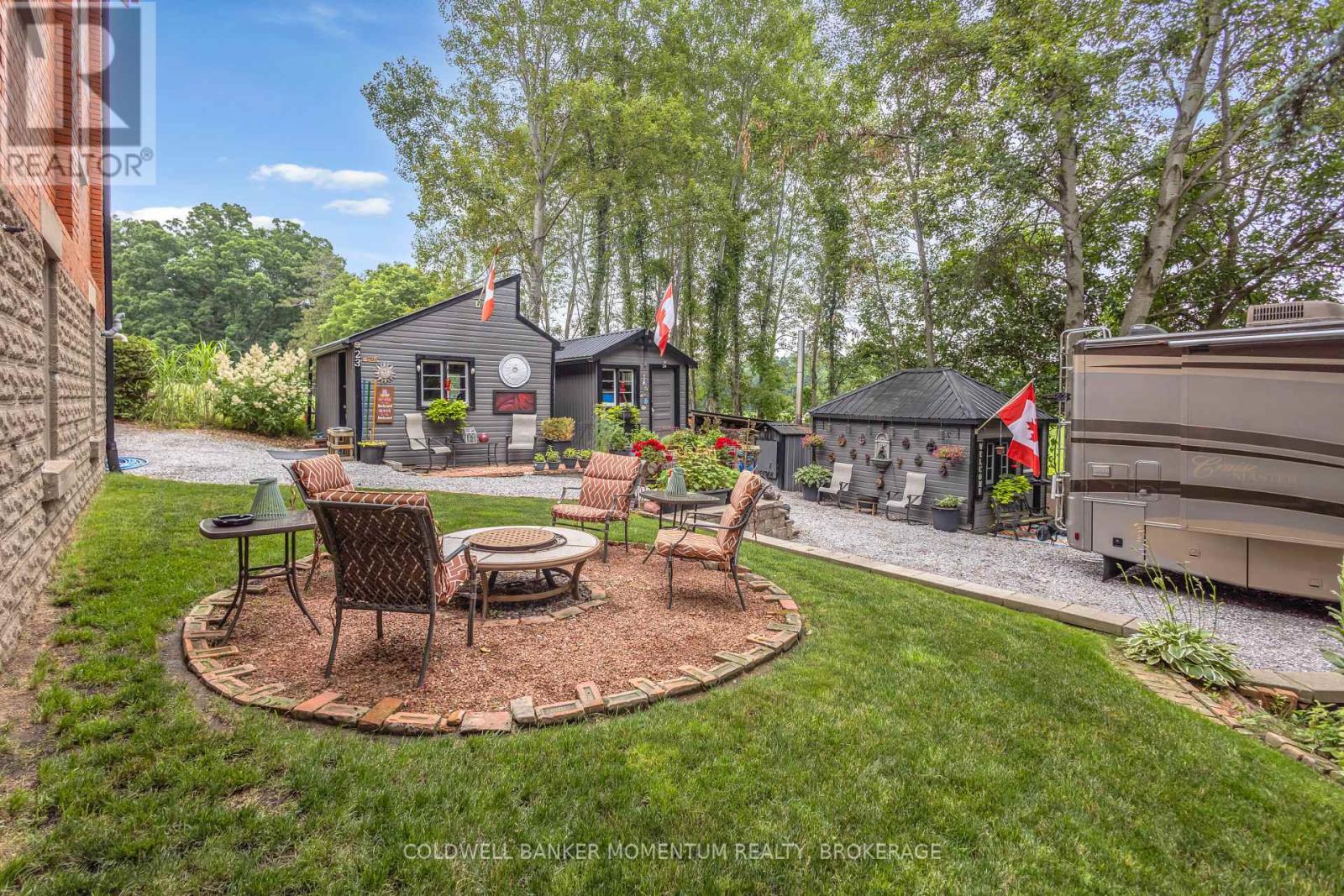 2376 EAST QUARTER LINE ROAD - 40