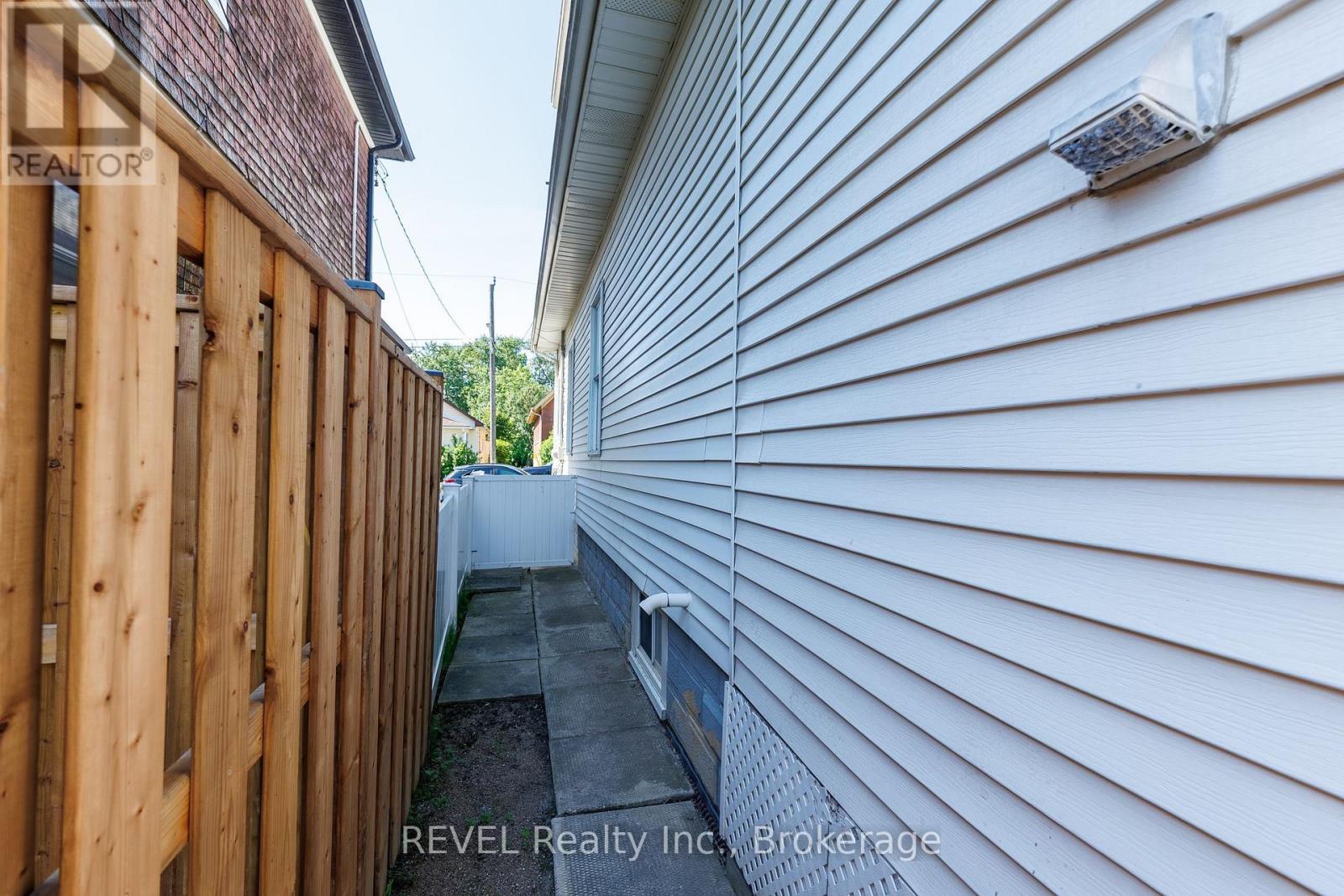 4991 HURON STREET - 27