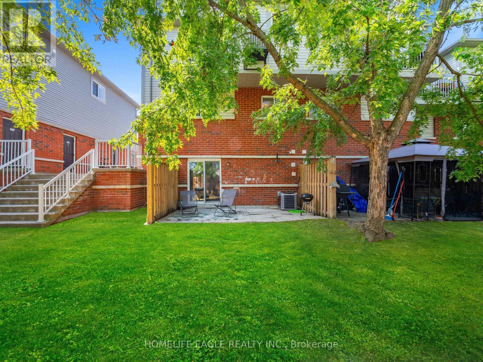 #13 235 FERNDALE DRIVE S - 14