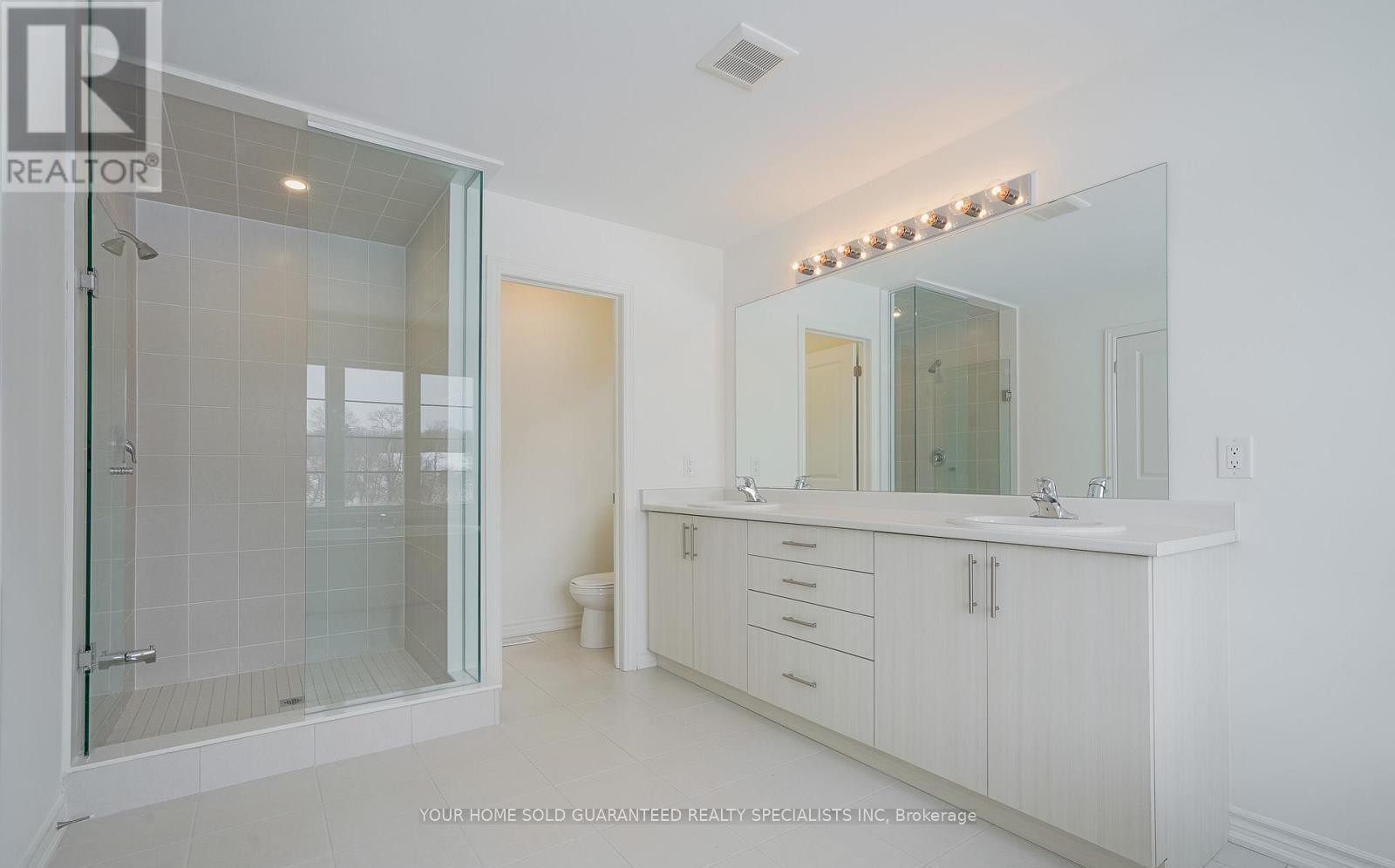 62 CALYPSO AVENUE - 12
