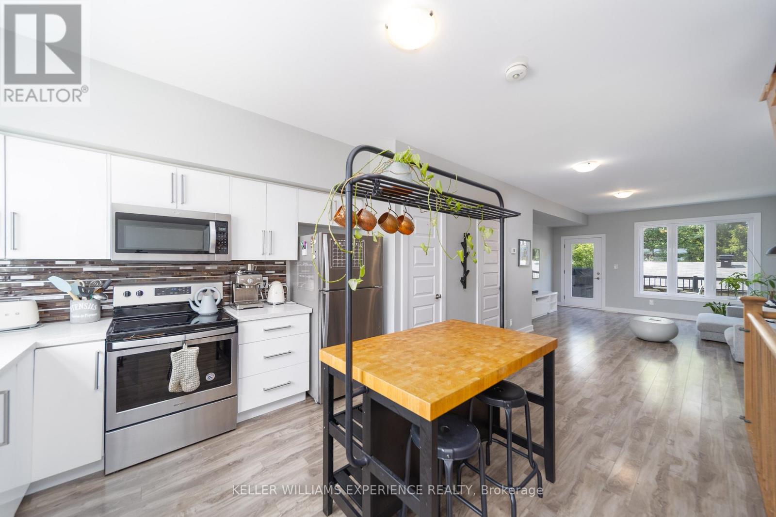 #29 540 ESSA ROAD - Image 6