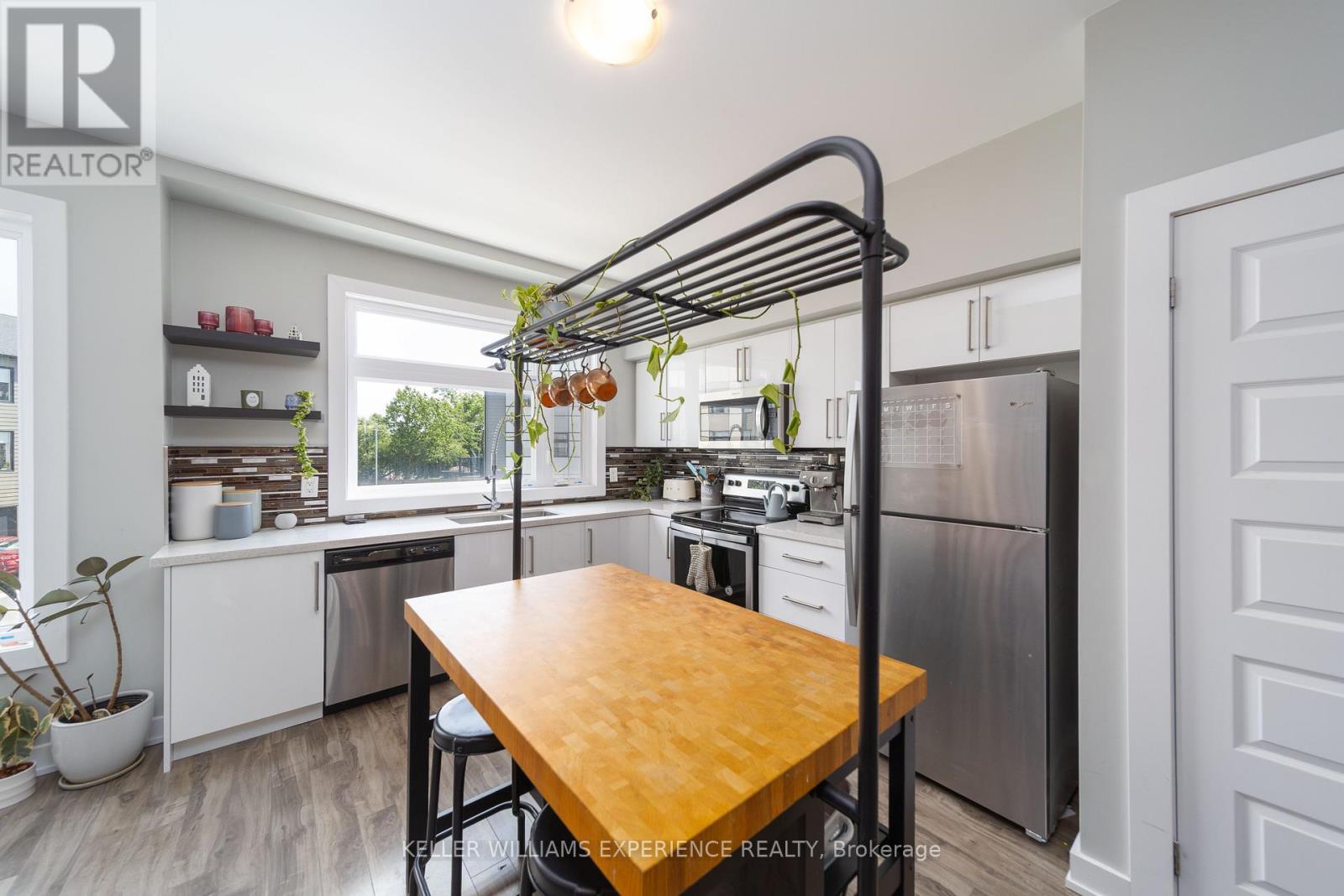 #29 540 ESSA ROAD - Image 7