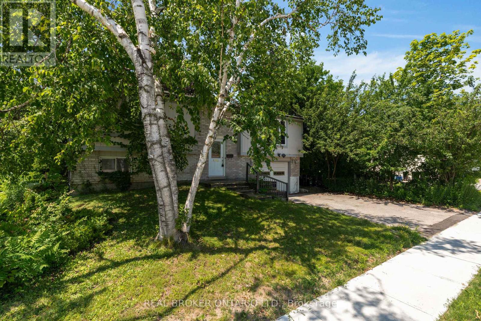 57 BERNICK DRIVE - 36
