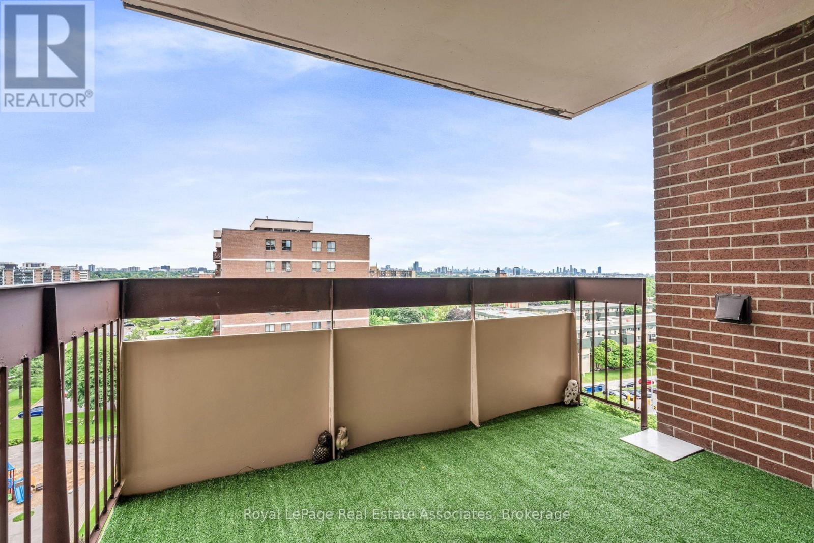#1108 1615 BLOOR STREET - 33