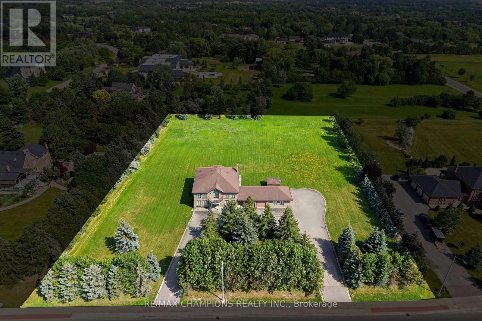 4047 COUNTRYSIDE DRIVE E - 19