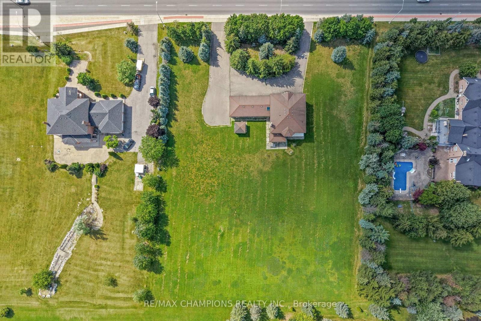 4047 COUNTRYSIDE DRIVE E - 21