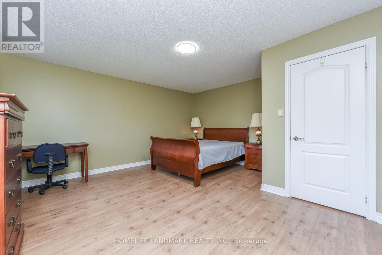 1153 OGDEN AVENUE - 34