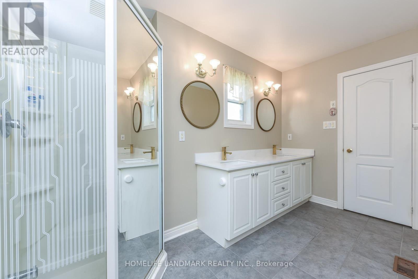 1153 OGDEN AVENUE - 36