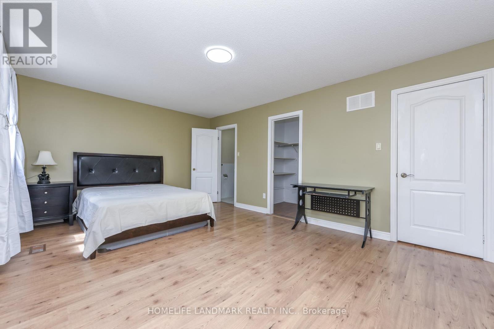 1153 OGDEN AVENUE - 39