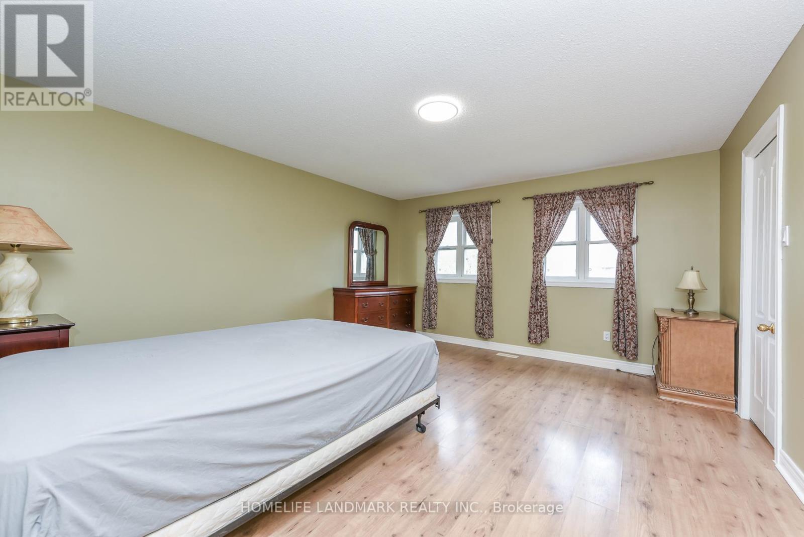 1153 OGDEN AVENUE - 42