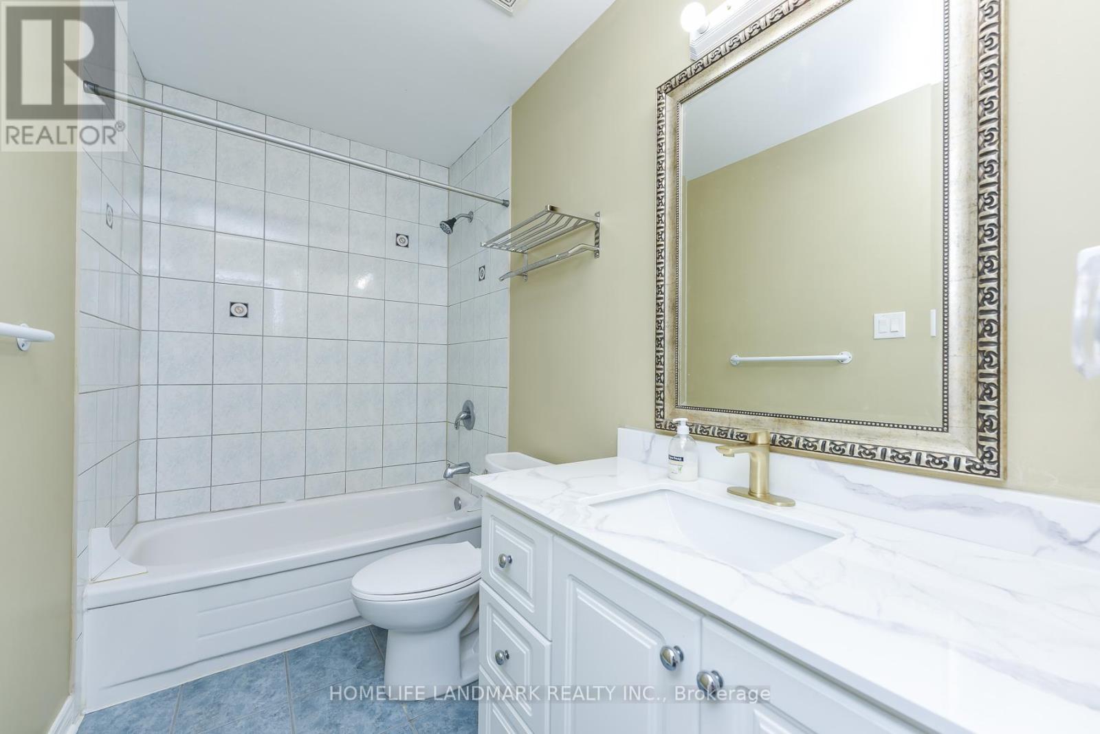 1153 OGDEN AVENUE - 44