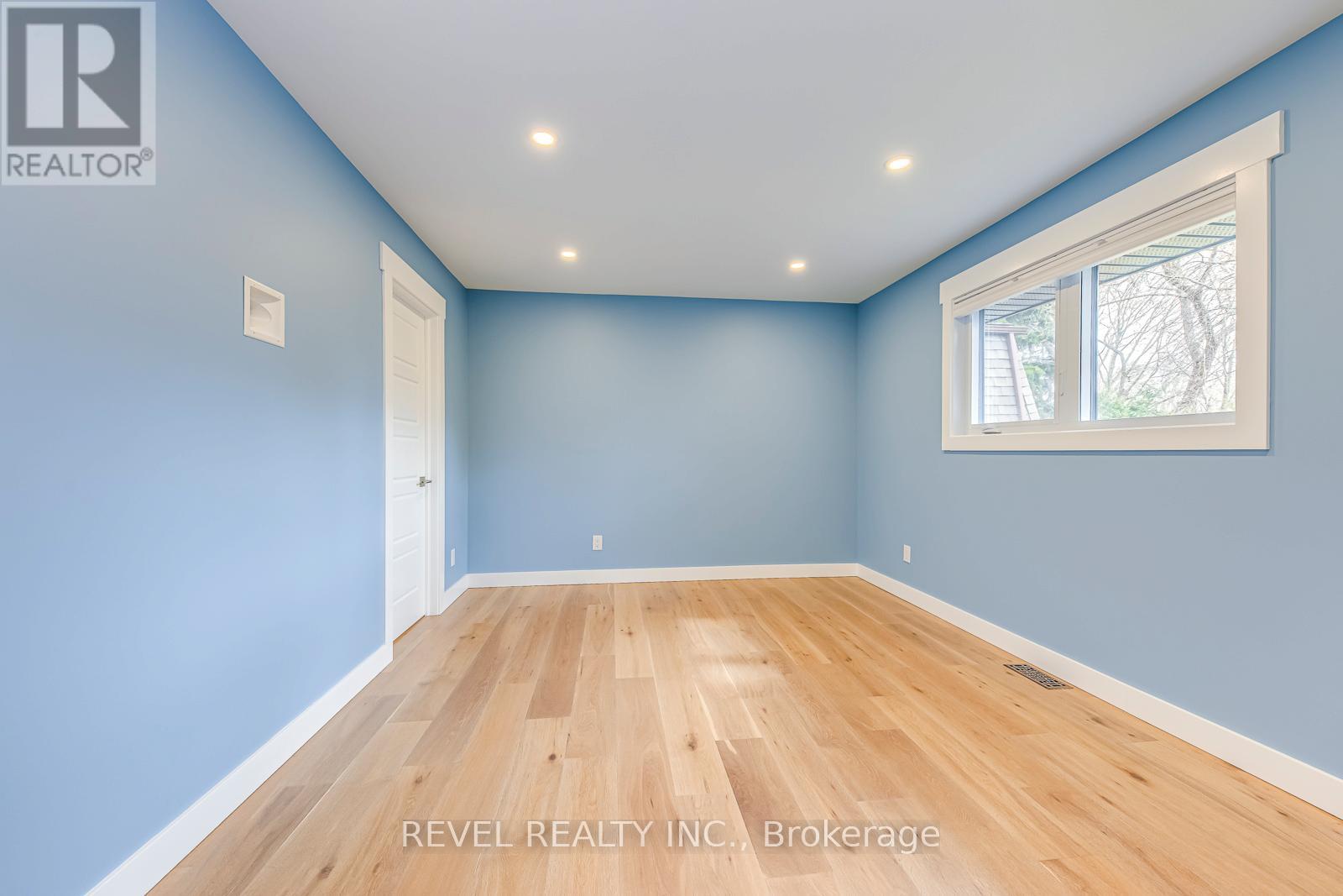 2128 DUNEDIN ROAD - 23