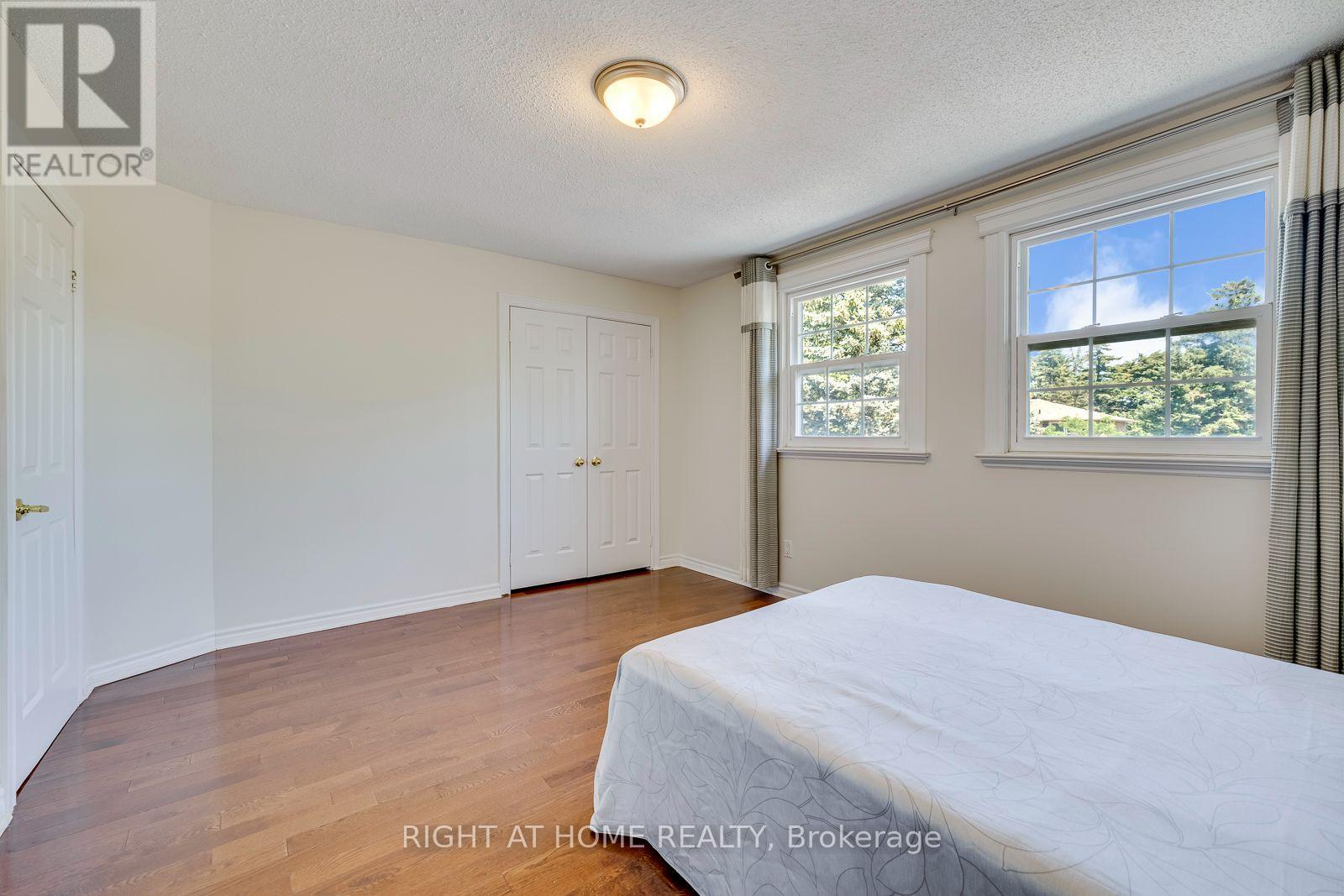 1025 VANIER DRIVE - 27