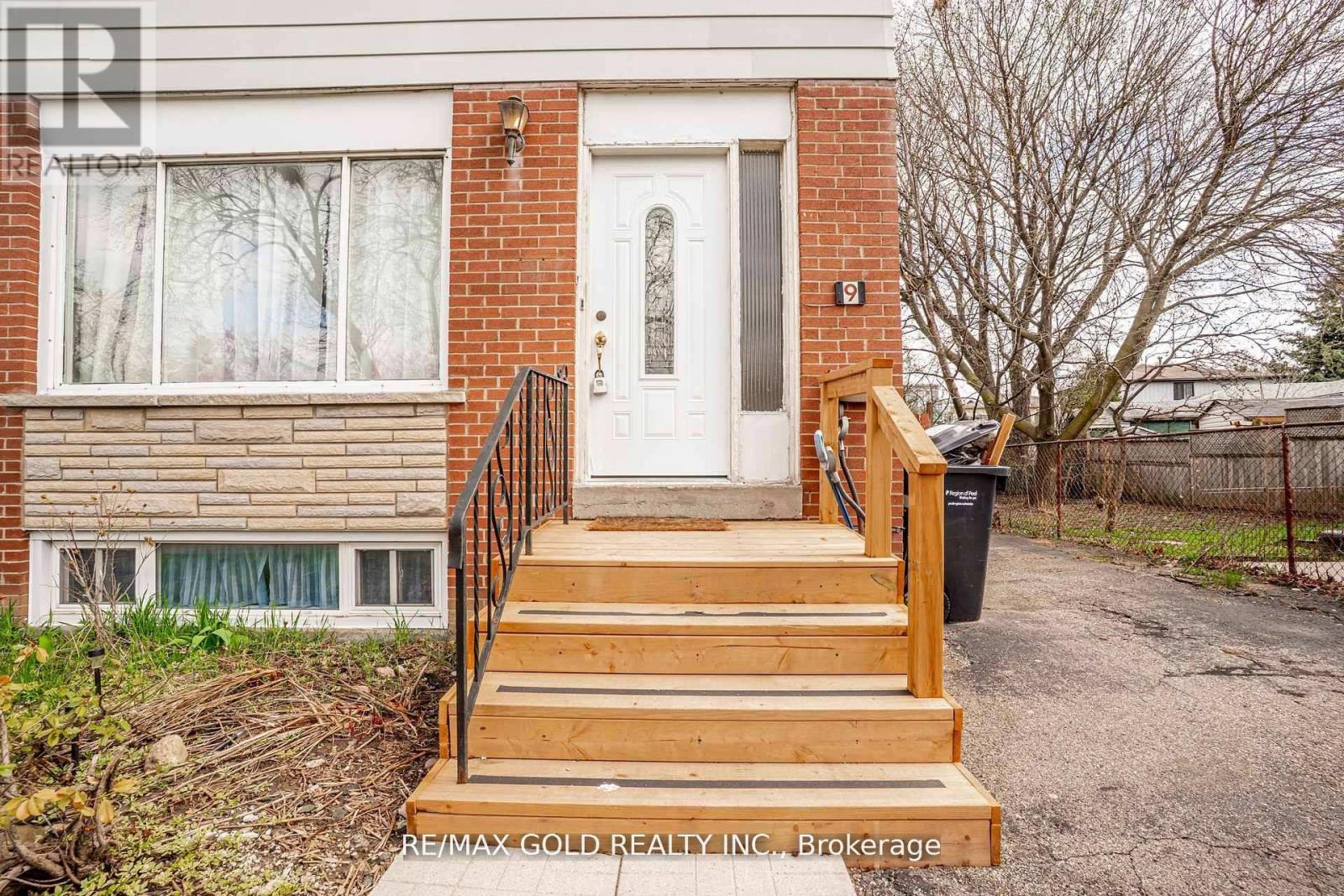 9 MORDON COURT - 5