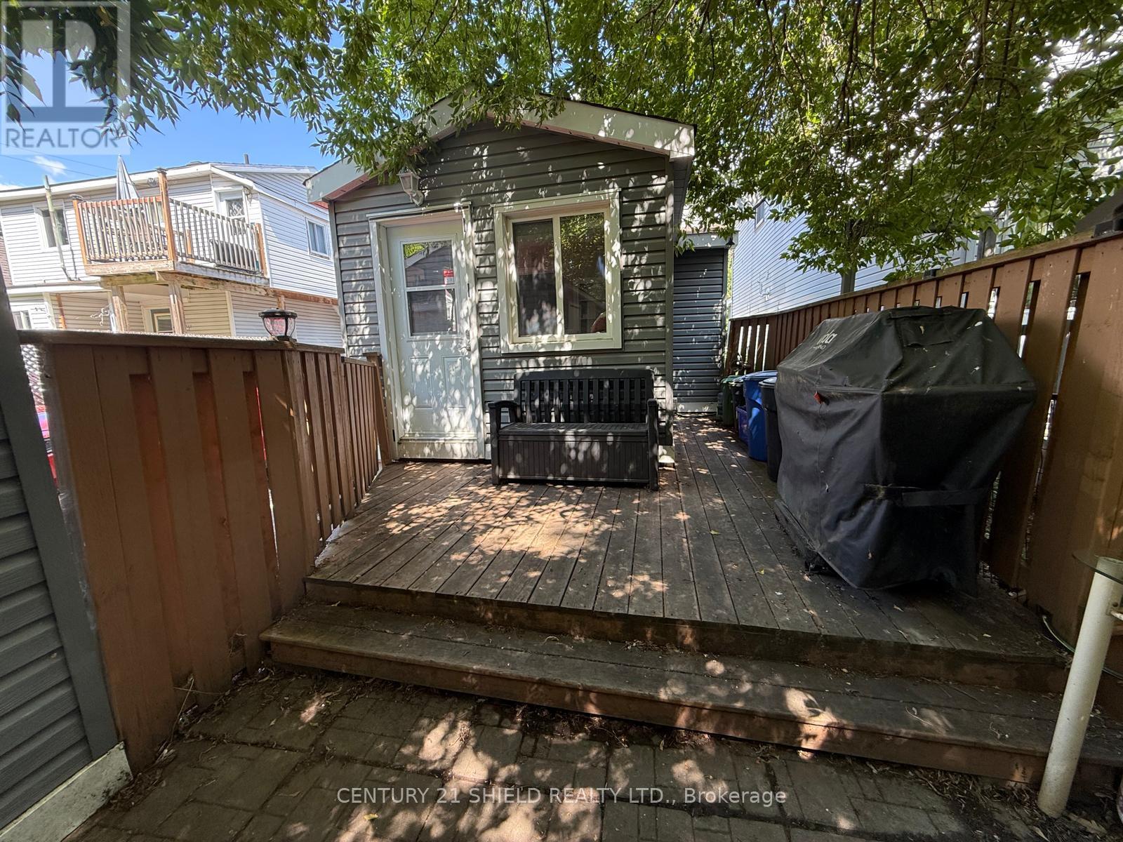31 CARTIER AVENUE - 10