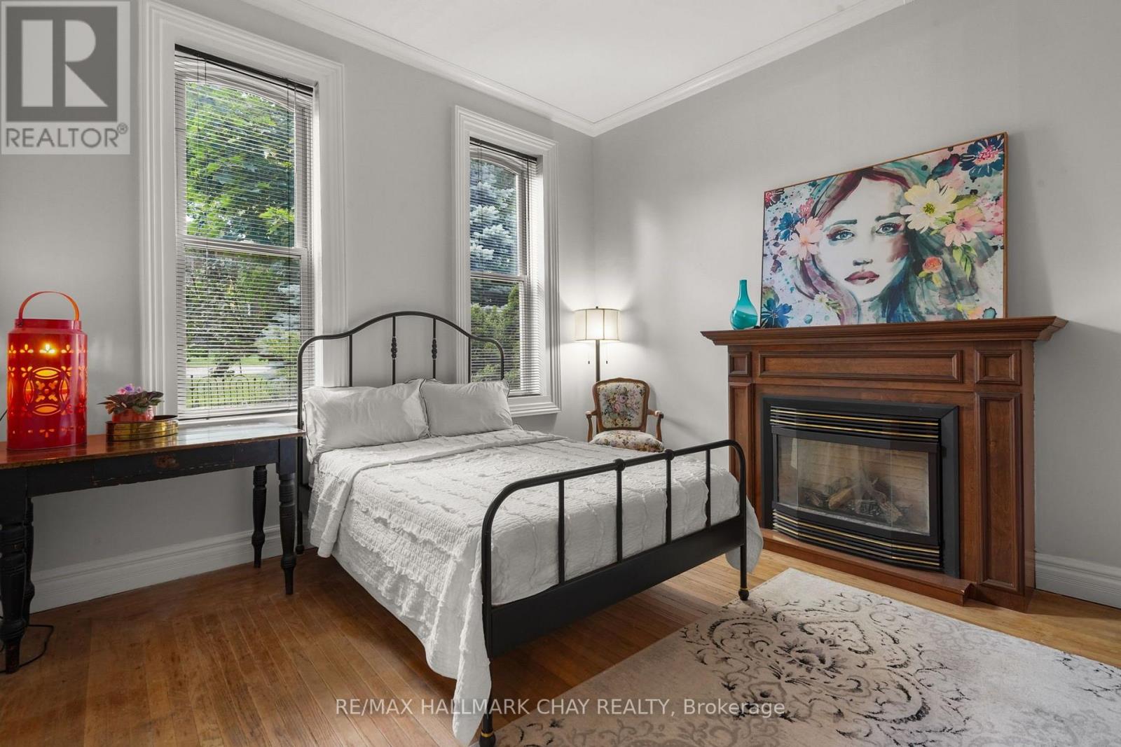 321 OWEN SOUND STREET - 31