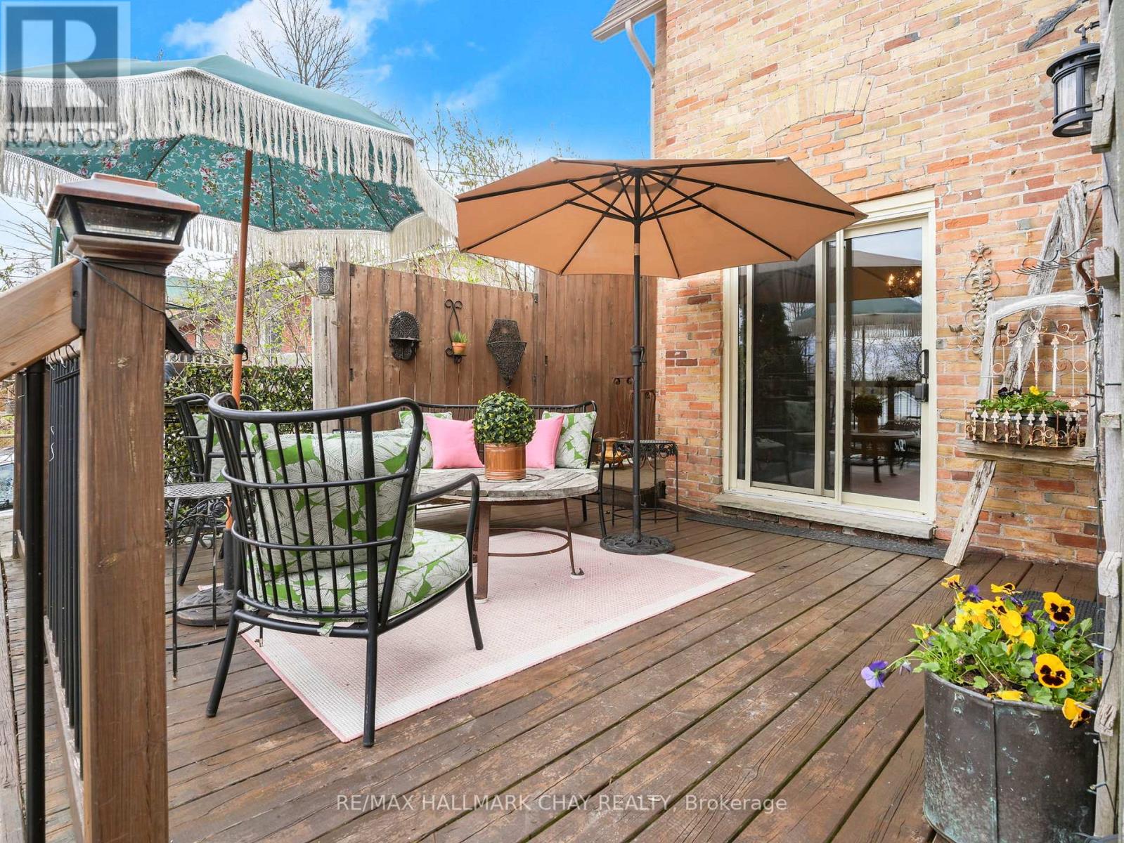 321 OWEN SOUND STREET - 36