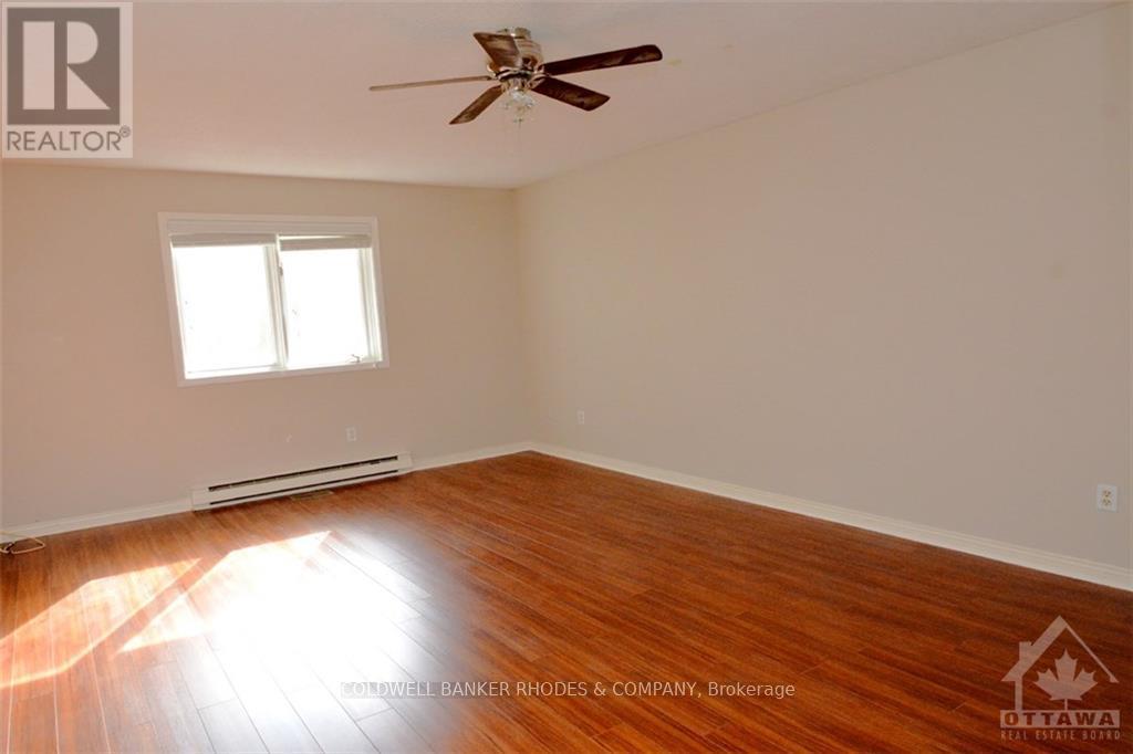 Condos for Rent in Ottawa – A – 160 MAFEKING AVENUE, Ottawa – By Peter Sagos - Image 6