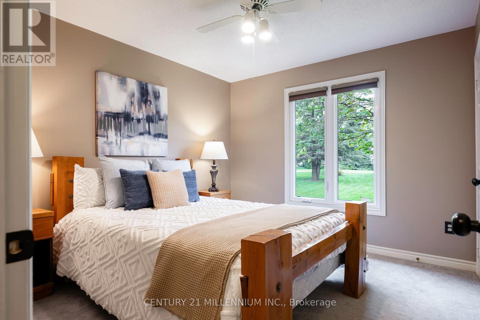 4 BRUCEDALE BOULEVARD - 24