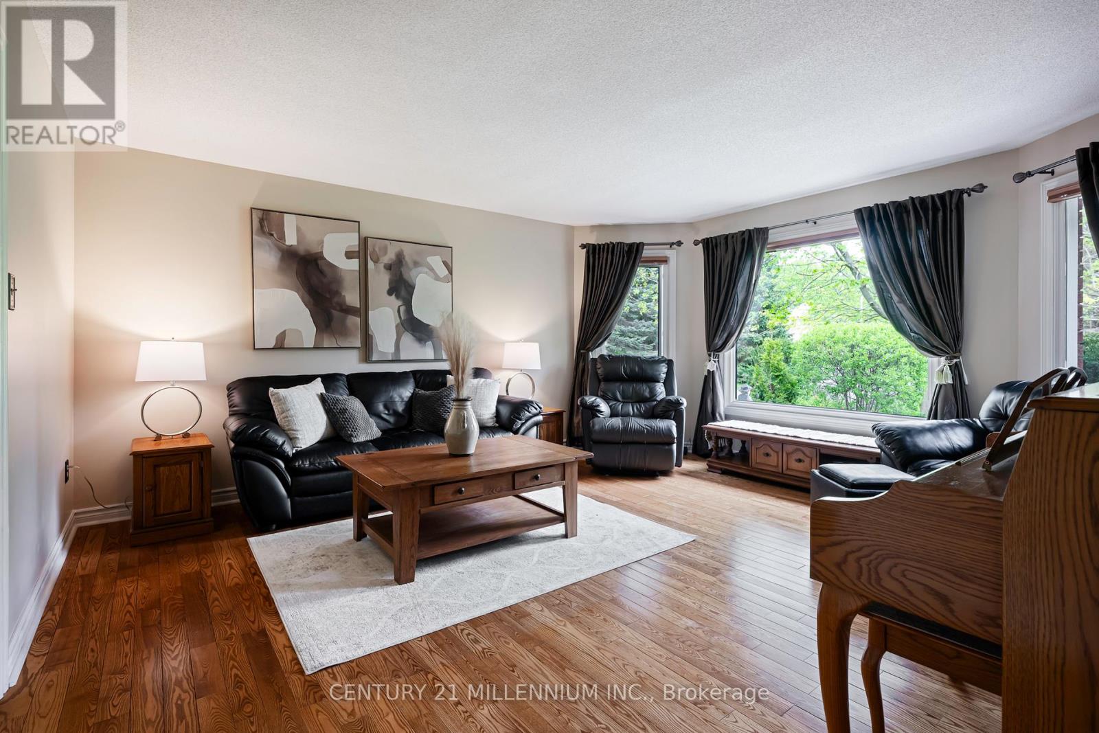 4 BRUCEDALE BOULEVARD - 9