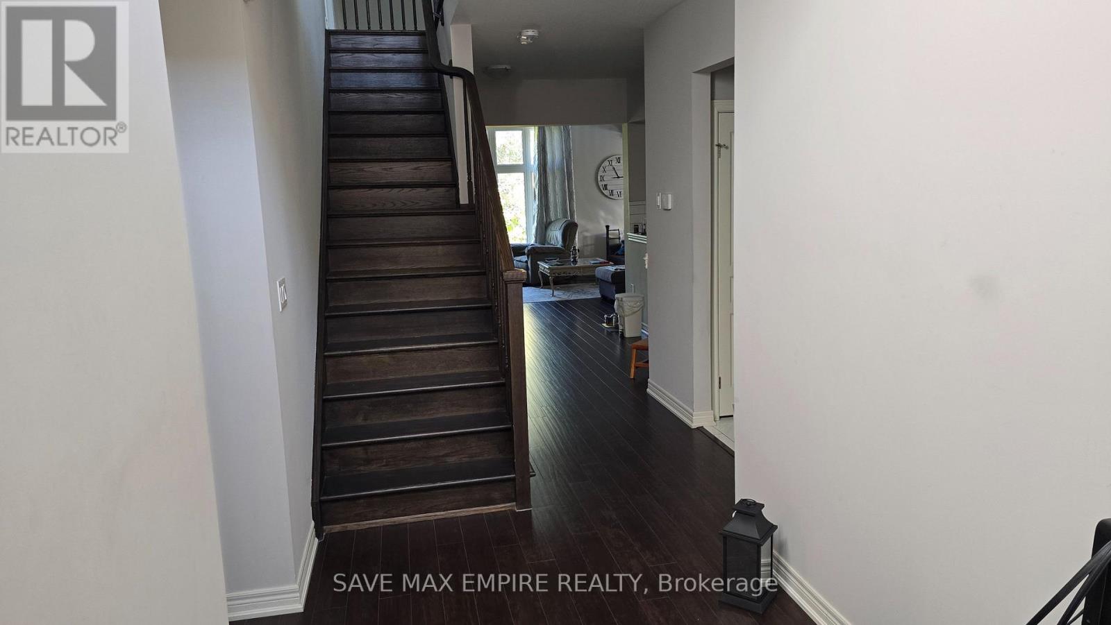 7547 LIONSHEAD AVENUE - 2