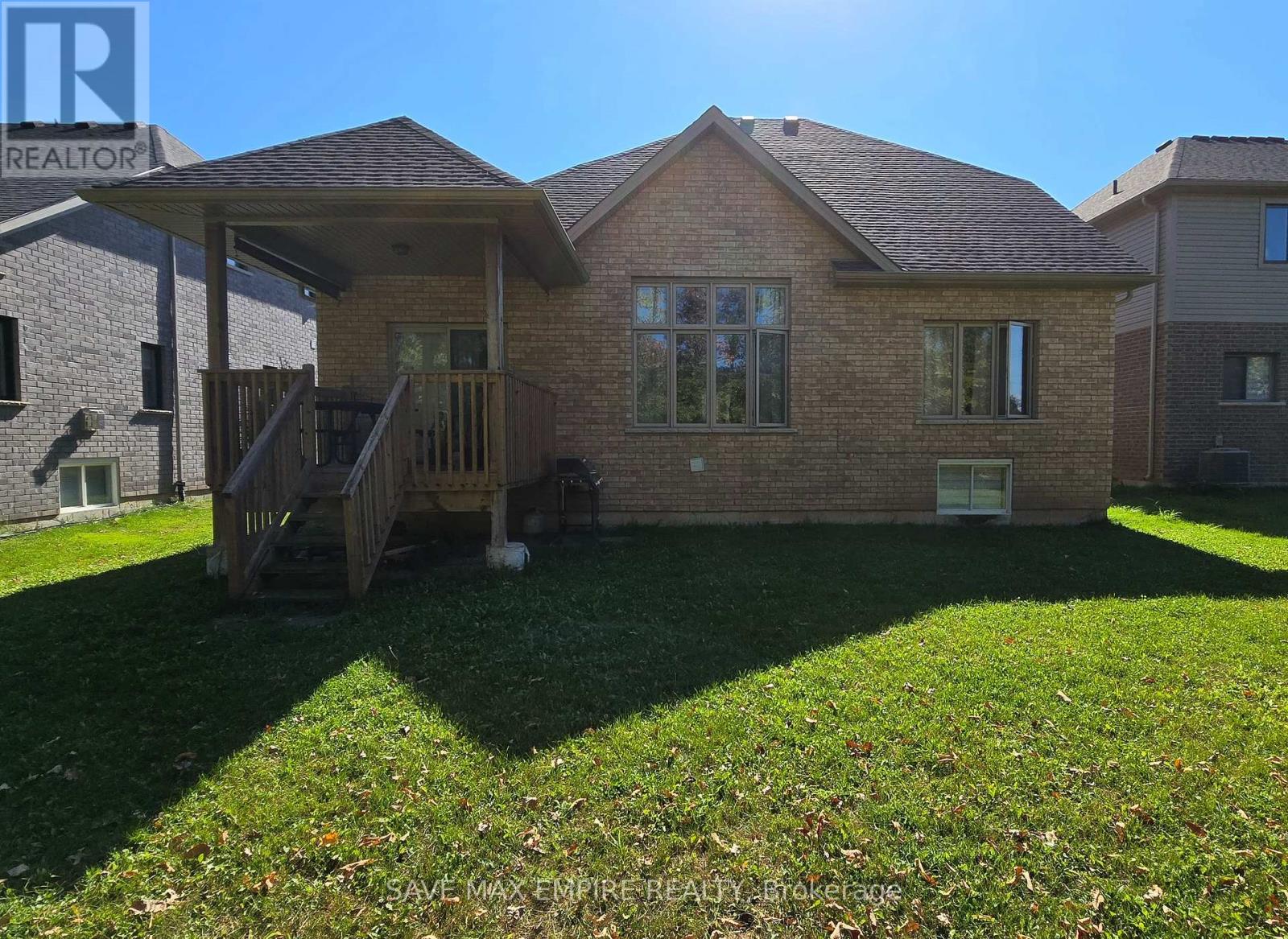 7547 LIONSHEAD AVENUE - 31