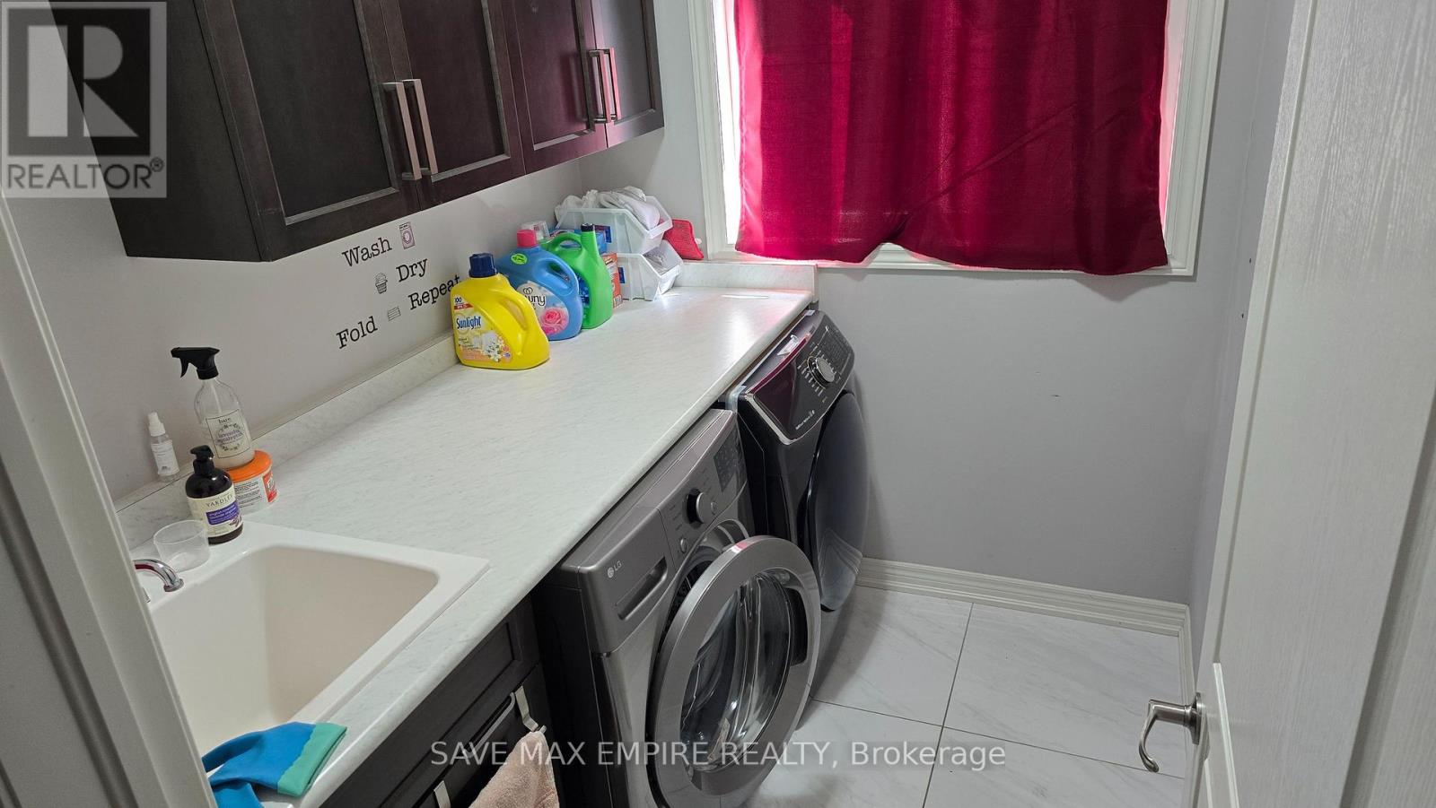 7547 LIONSHEAD AVENUE - 8