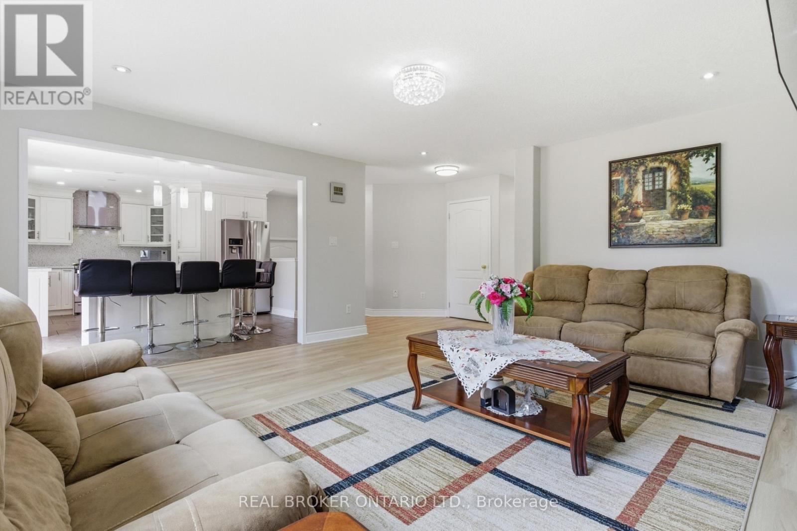 135 BLACKBURN DRIVE - 10