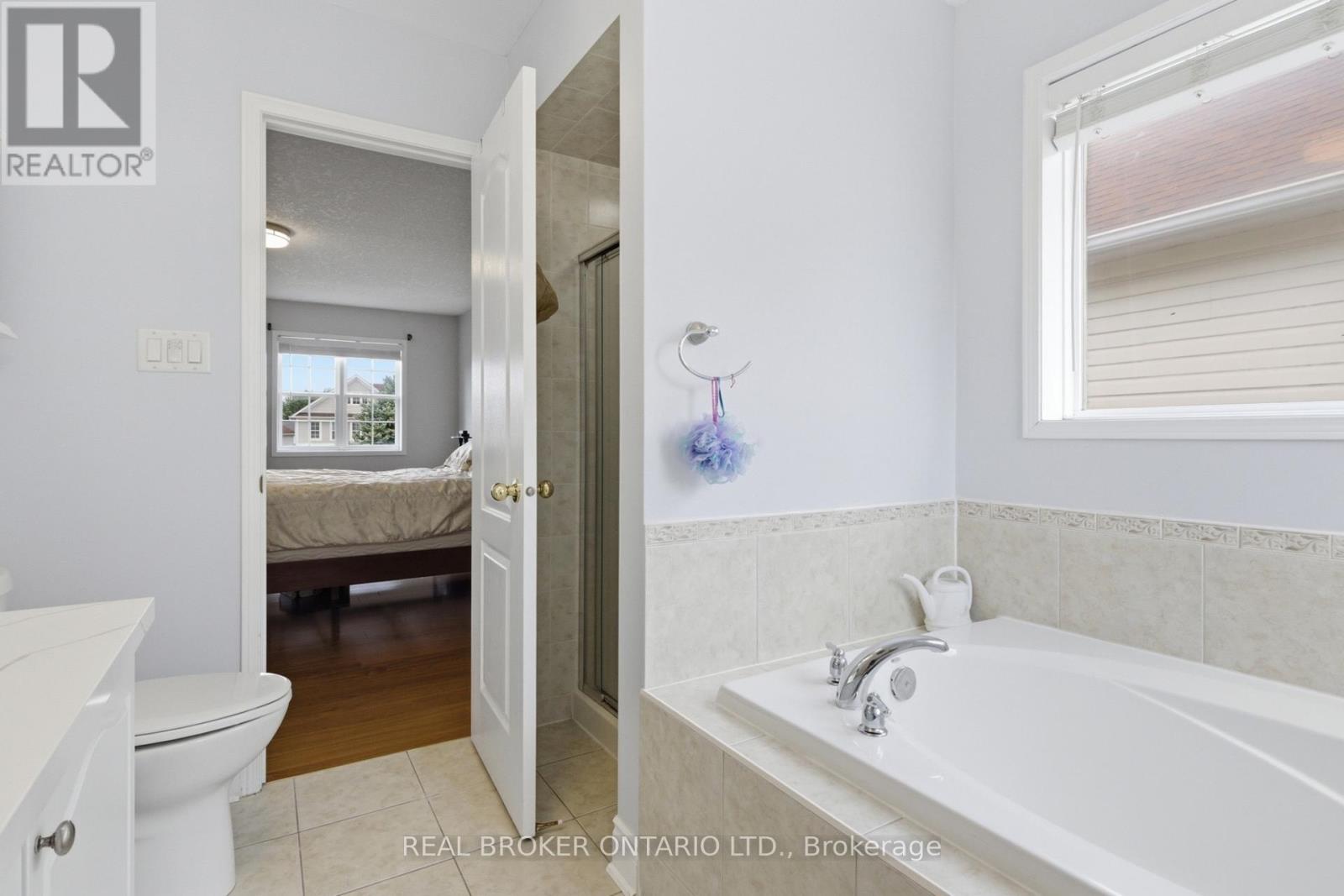 135 BLACKBURN DRIVE - 25