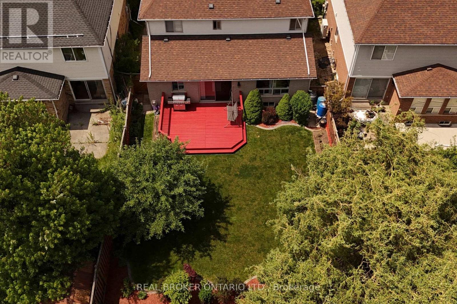 135 BLACKBURN DRIVE - 44