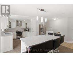 Bathroom - 135 Blackburn Drive, Brantford, ON N3T6S8 Photo 15