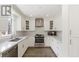 135 Blackburn Drive, Brantford, ON N3T6S8 Photo 18