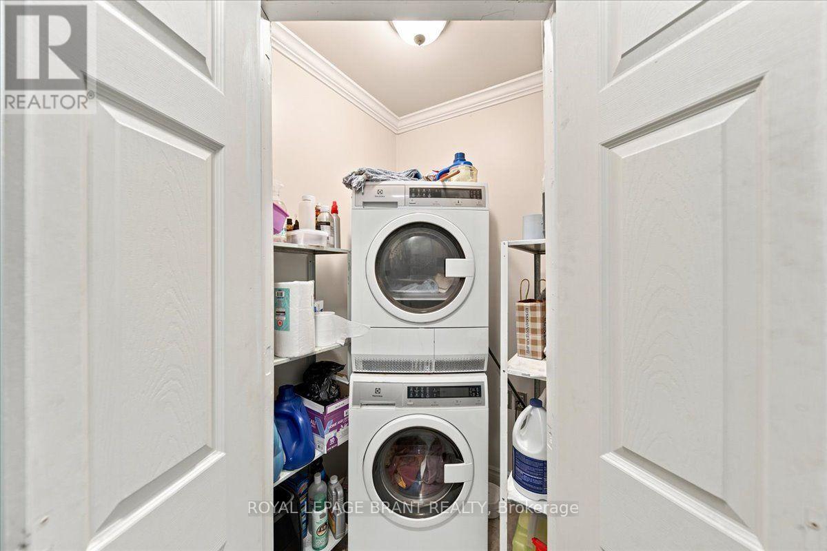 3-bedroom home for sale at 12 TILLSON STREET, Tillsonburg ON · photo 36 of 47